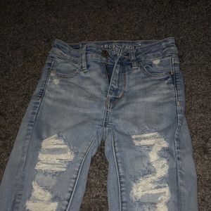 0 ripped american eagle jeans